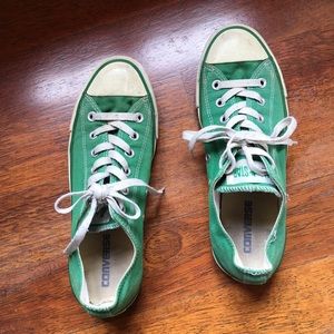 Green converse!
